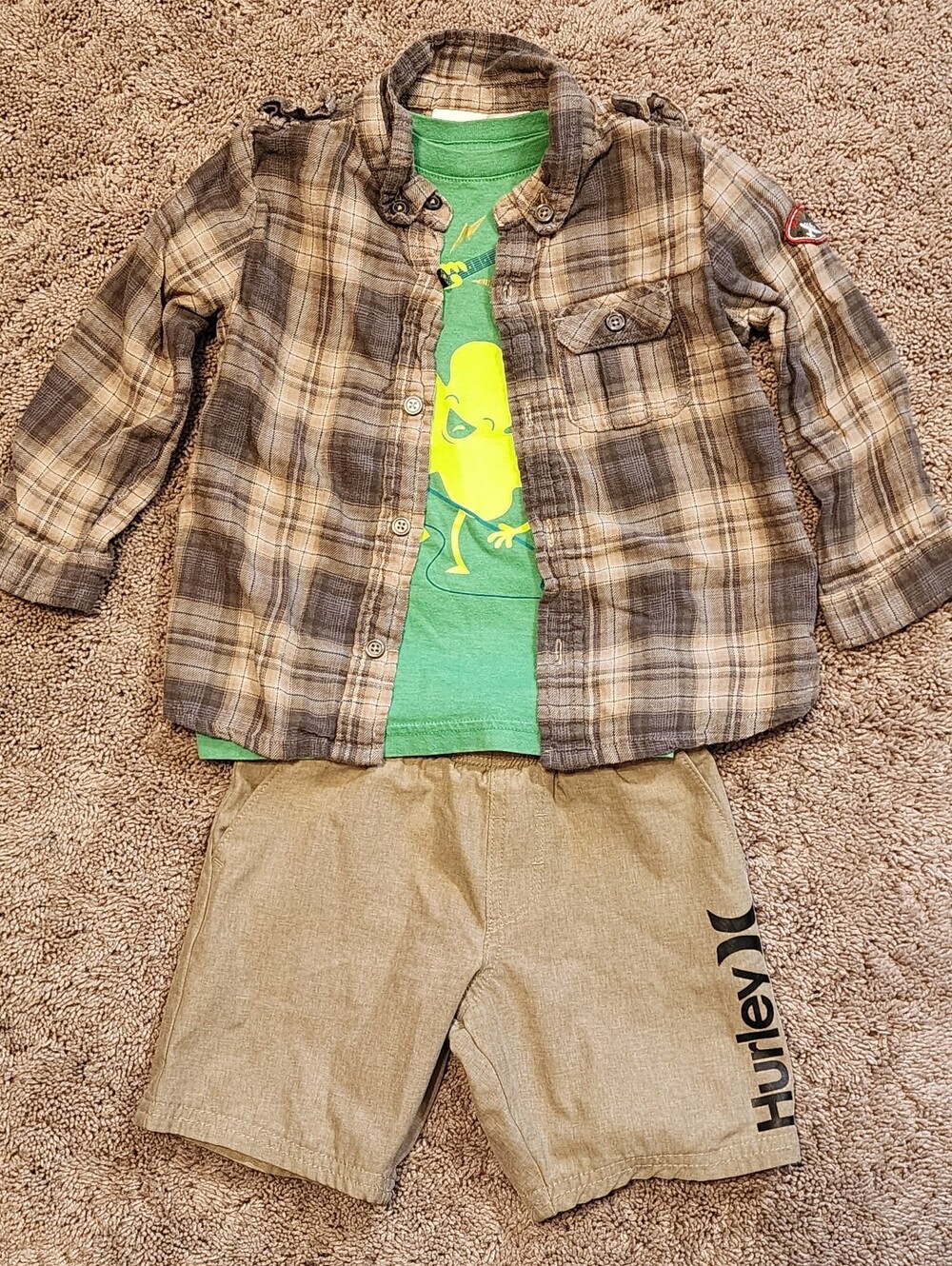 Boys Size 4T Outfit, St.Patty's Theme/Long Sleeve Plaid Flannel & Hurley Shorts
